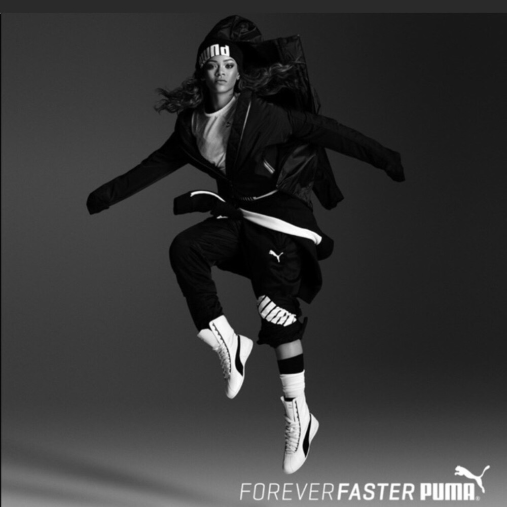 ***SOLD***PUMA Eskiva NEW Hi Sneakers